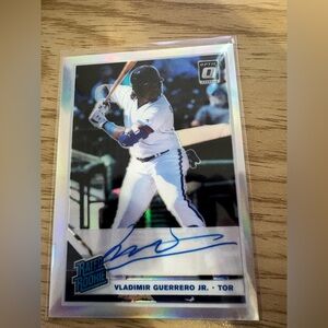 Vladimir Guerrero Jr. – 2019 Donruss Optic Rated Rookie Auto (RPS-VG)